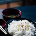 冷蔵庫に収まるコンパクトでシンプルな米びつを購入しました